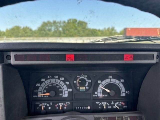 1997 GMC KODIAC Base