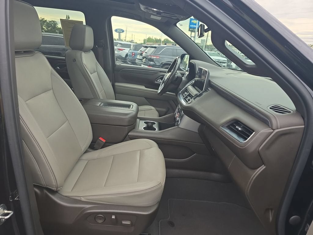 2022 GMC Yukon SLT