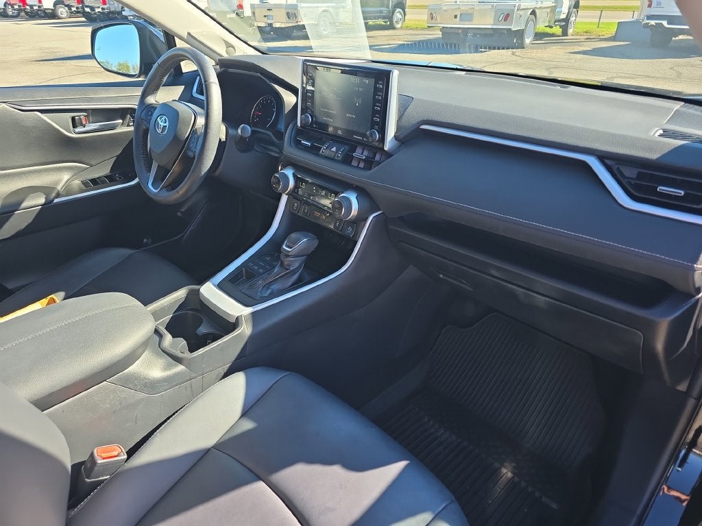 2021 Toyota RAV4 XLE Premium