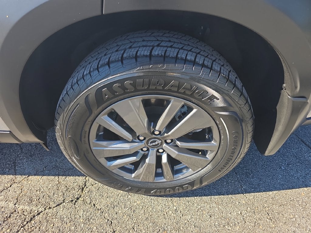 2023 Nissan Pathfinder S