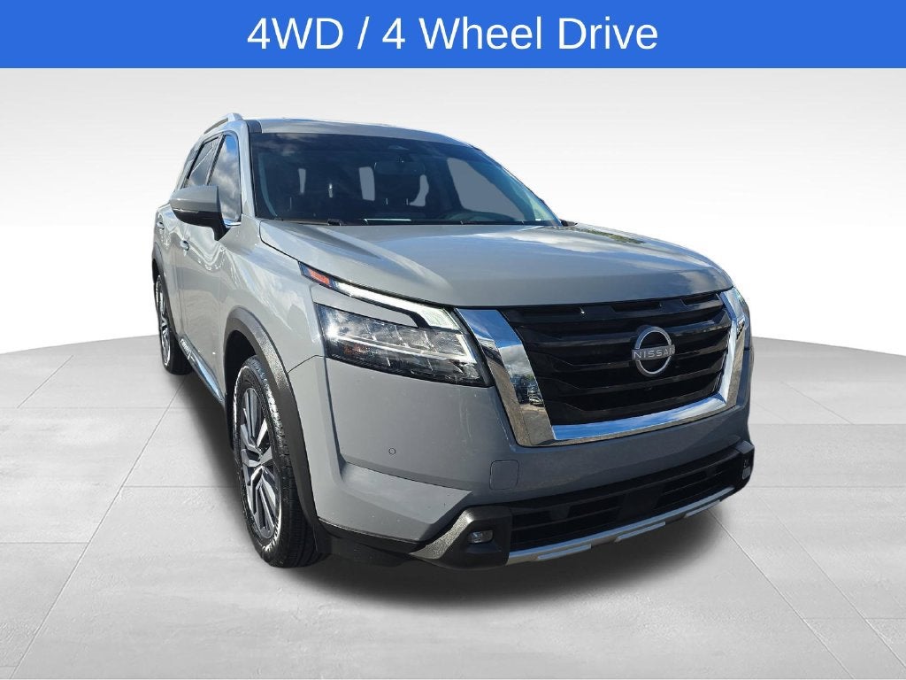 2022 Nissan Pathfinder Platinum