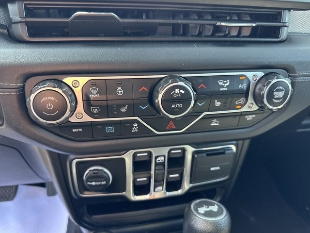 2024 Jeep Wrangler Sahara 4xe