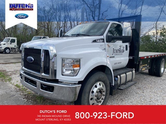 2024 Ford F-750SD Base