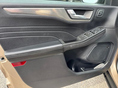 2021 Ford Escape Hybrid Titanium