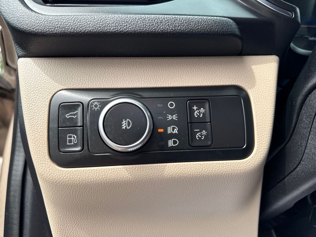 2021 Ford Escape Hybrid Titanium