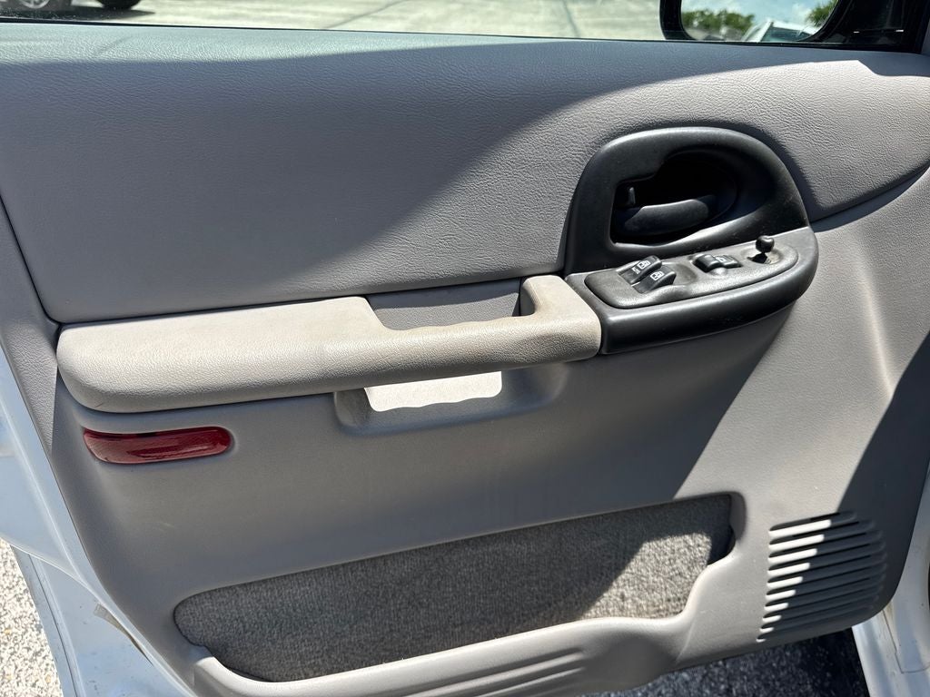 2002 Chevrolet Venture Base
