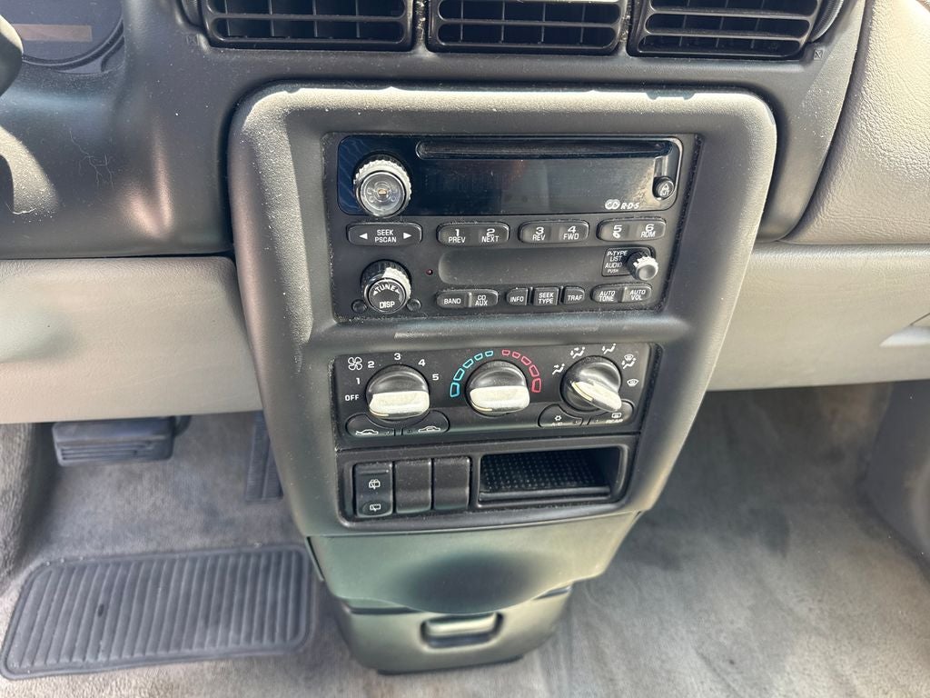 2002 Chevrolet Venture Base