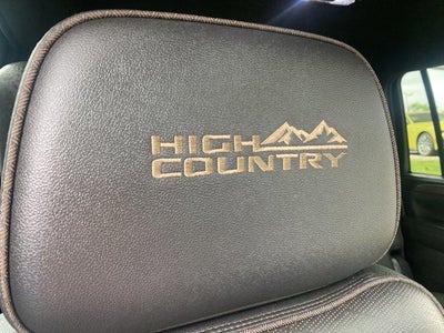 2023 Chevrolet Suburban High Country