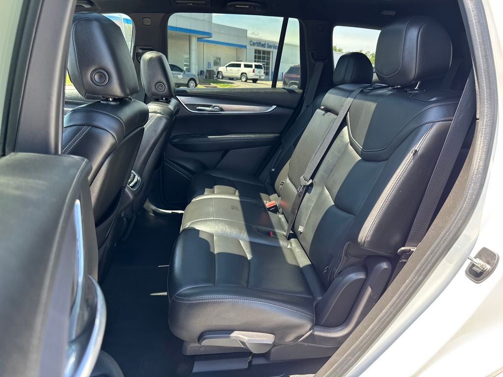 2023 Cadillac XT6 Luxury