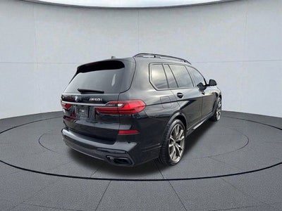 2022 BMW X7 M50i