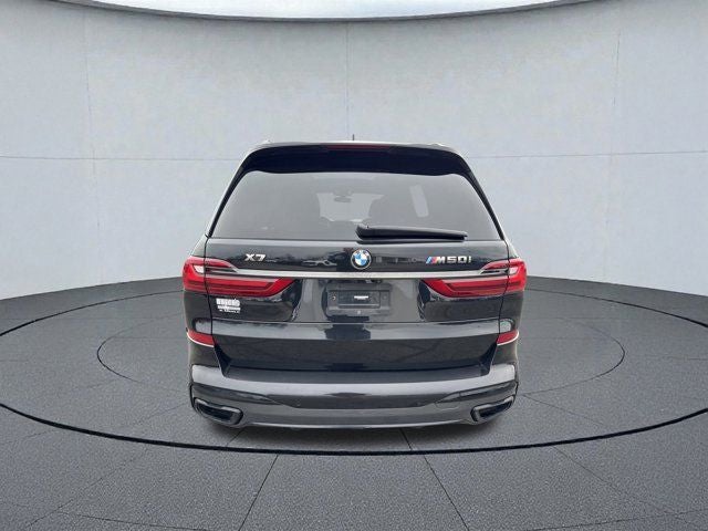 2022 BMW X7 M50i