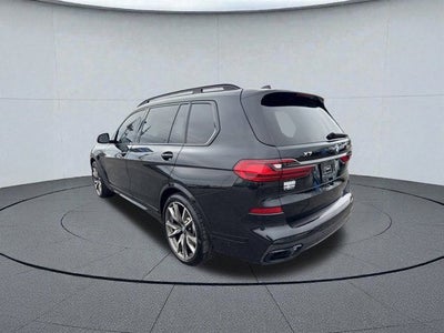 2022 BMW X7 M50i