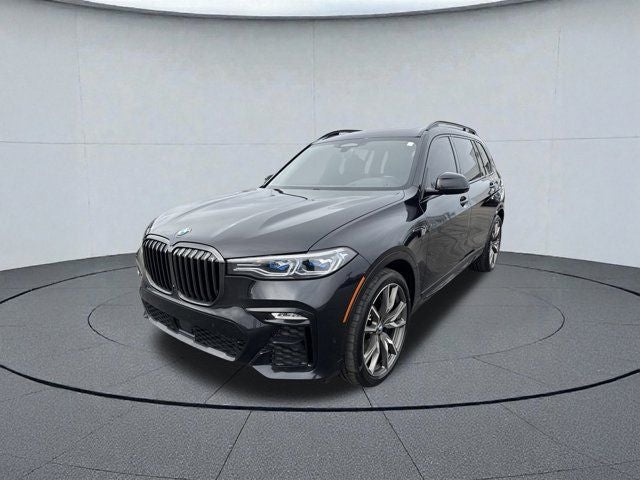 2022 BMW X7 M50i