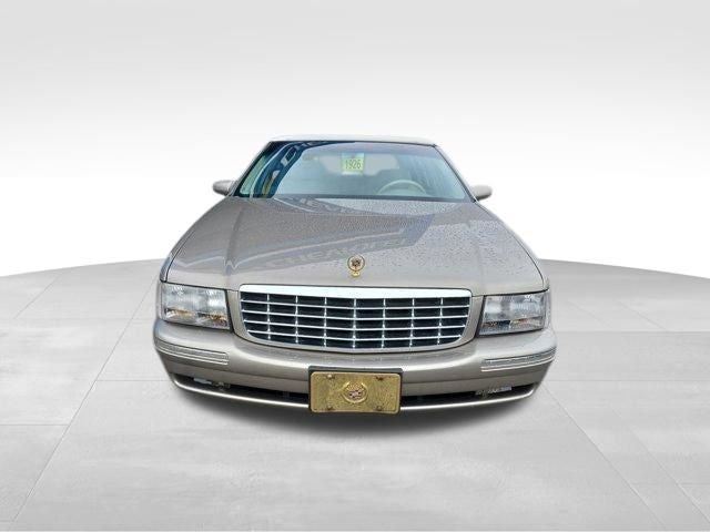 1999 Cadillac DeVille Base