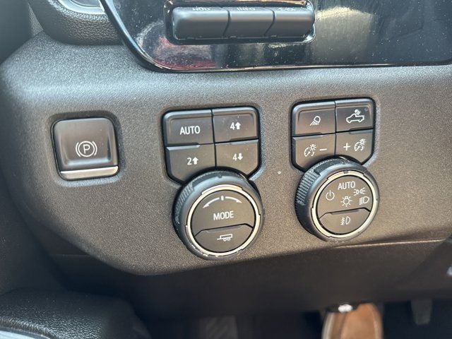 2024 Chevrolet Silverado 3500HD High Country