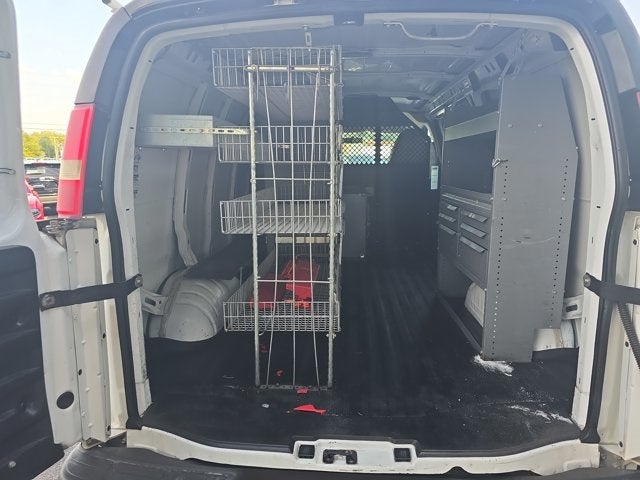 2011 Chevrolet Express 2500 Work Van Cargo