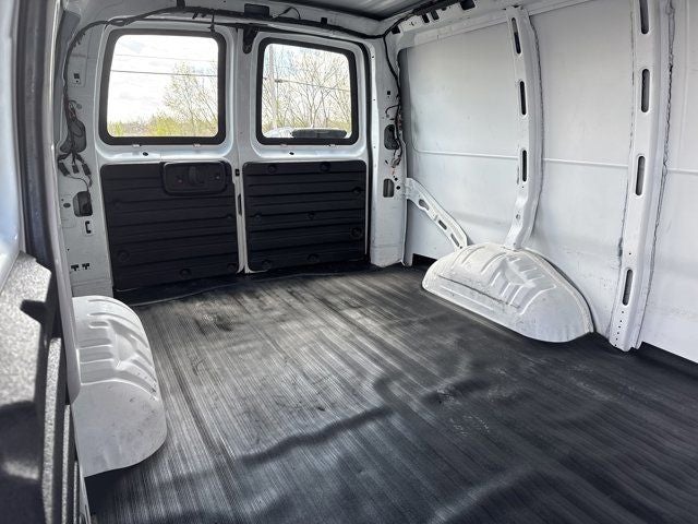 2014 Chevrolet Express 2500 Work Van Cargo