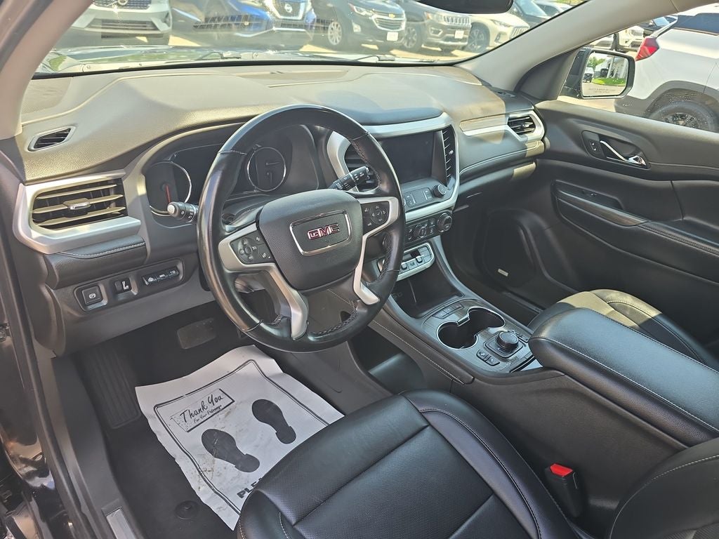 2023 GMC Acadia SLT