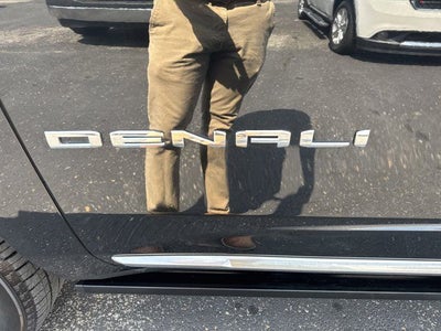 2022 GMC Yukon XL Denali