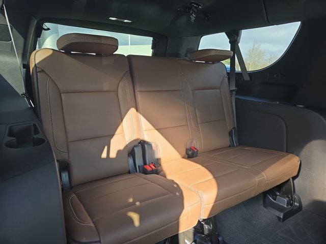 2025 Chevrolet Suburban High Country