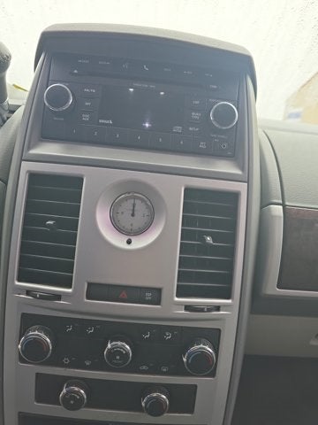 2010 Chrysler Town & Country Touring