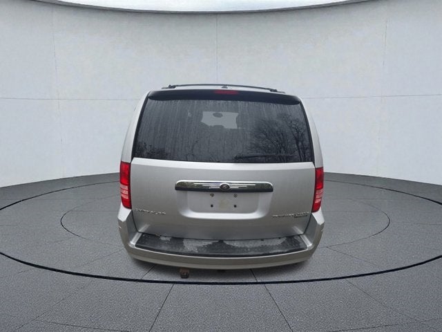 2010 Chrysler Town & Country Touring