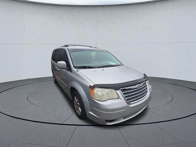 2010 Chrysler Town & Country Touring