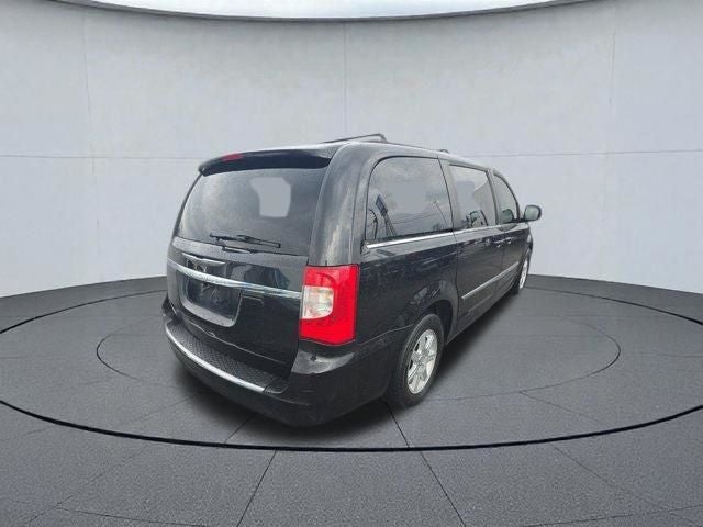 2011 Chrysler Town & Country Touring
