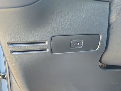 2023 Volvo XC40 Ultimate