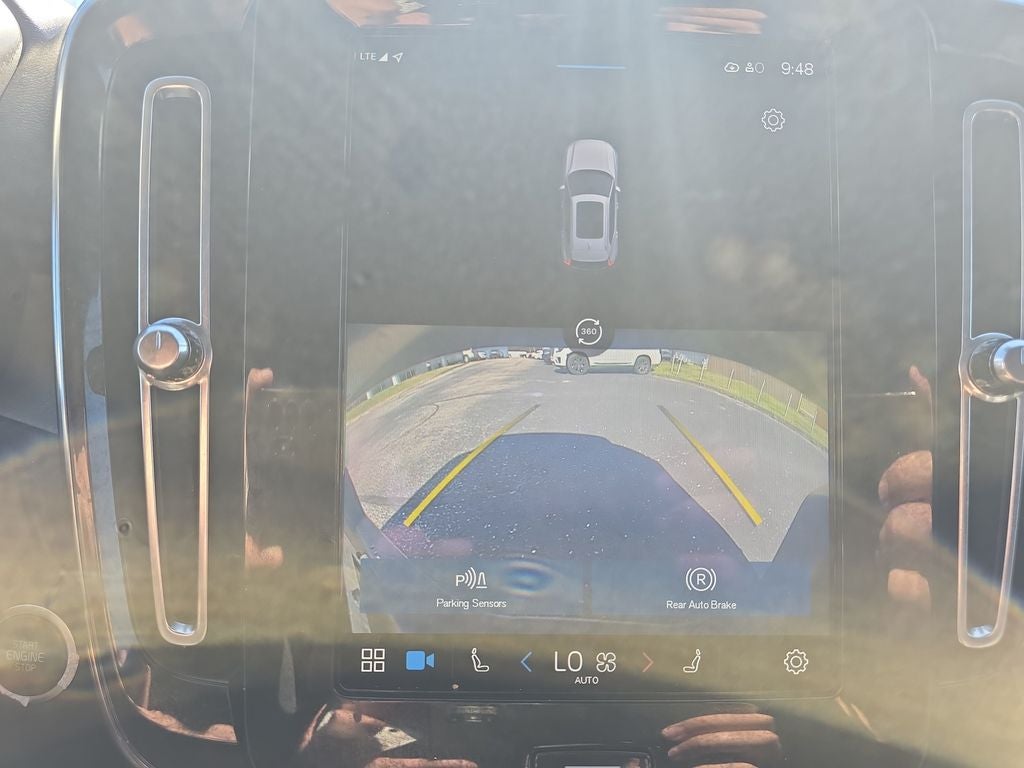 2023 Volvo XC40 Ultimate