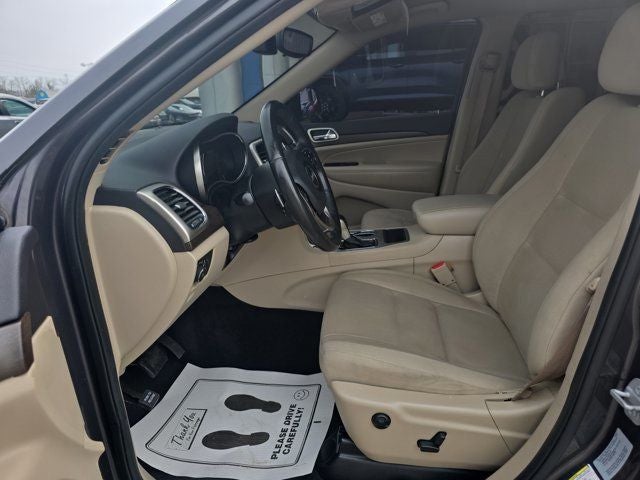 2017 Jeep Grand Cherokee Laredo