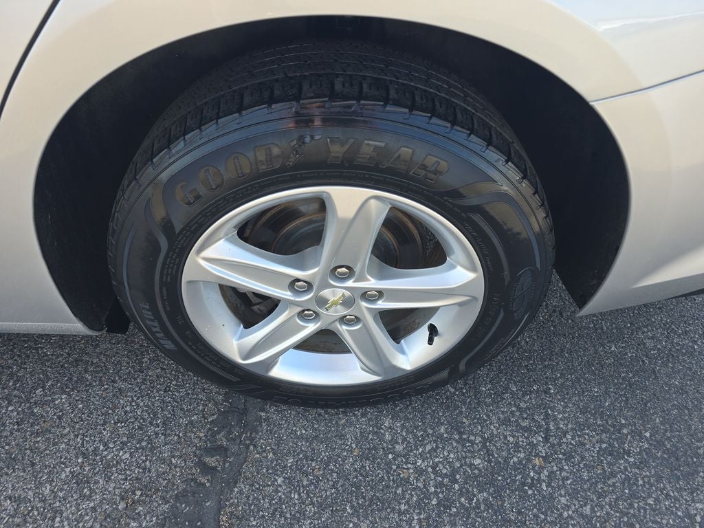 2019 Chevrolet Malibu LS 1LS