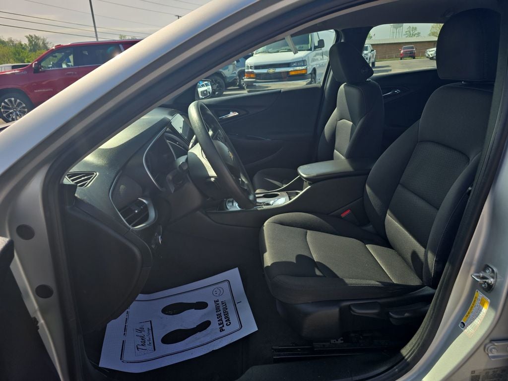 2019 Chevrolet Malibu LS 1LS