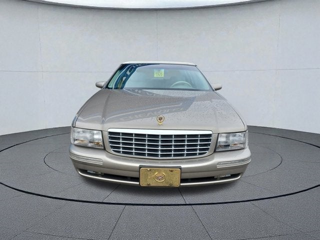 1999 Cadillac DeVille Base