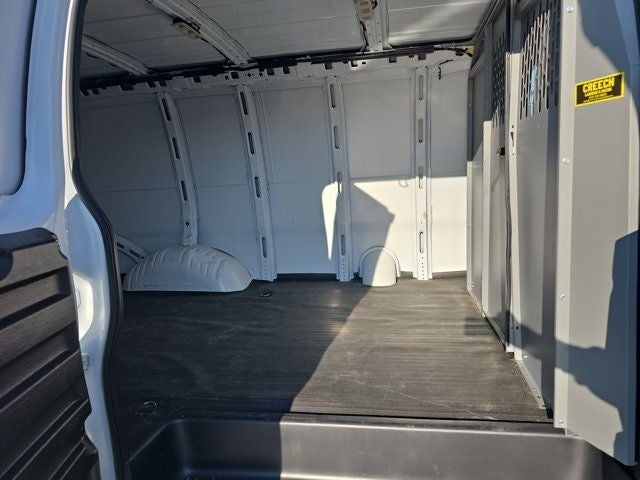 2024 Chevrolet Express 2500 Work Van Cargo