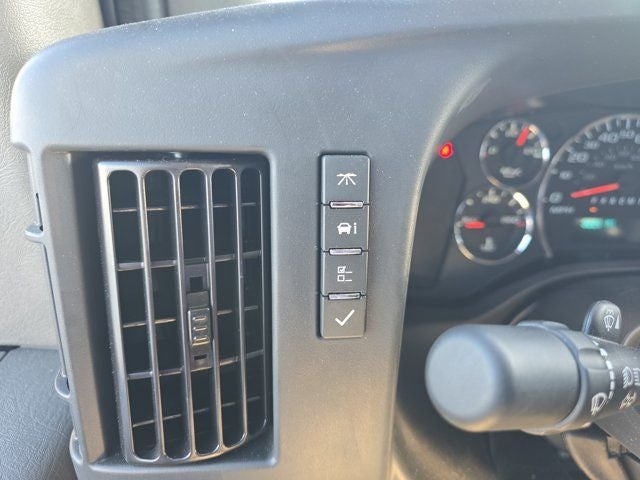 2024 Chevrolet Express 2500 Work Van Cargo