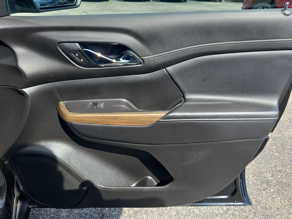 2020 GMC Acadia SLE