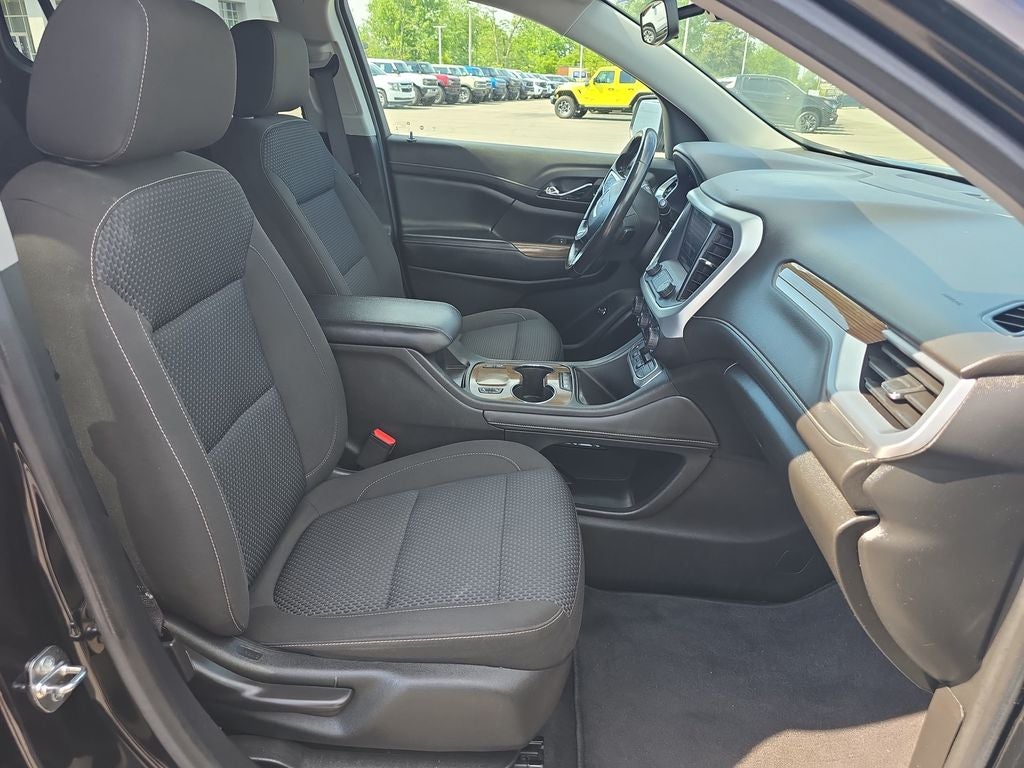 2020 GMC Acadia SLE