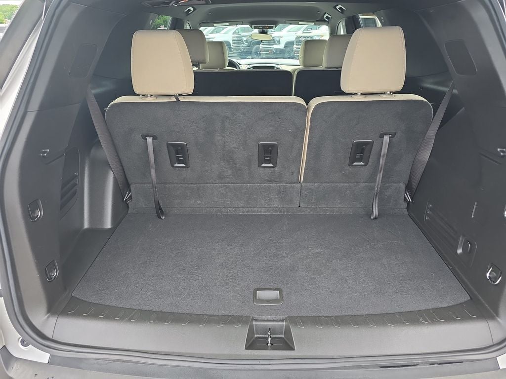 2022 Chevrolet Traverse LS