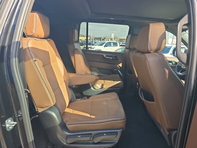 2025 Chevrolet Suburban High Country