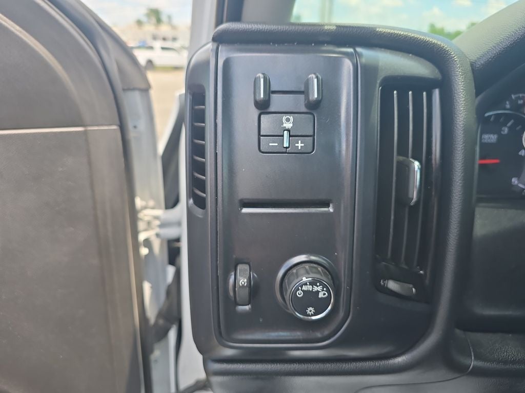 2022 Chevrolet Silverado 4500HD Work Truck