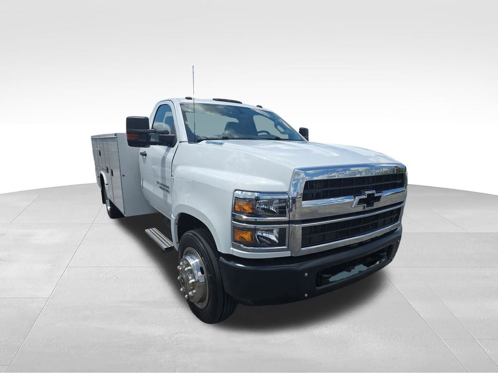 2022 Chevrolet Silverado 4500HD Work Truck