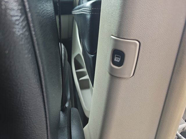 2011 Chrysler Town & Country Touring