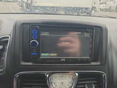 2011 Chrysler Town & Country Touring