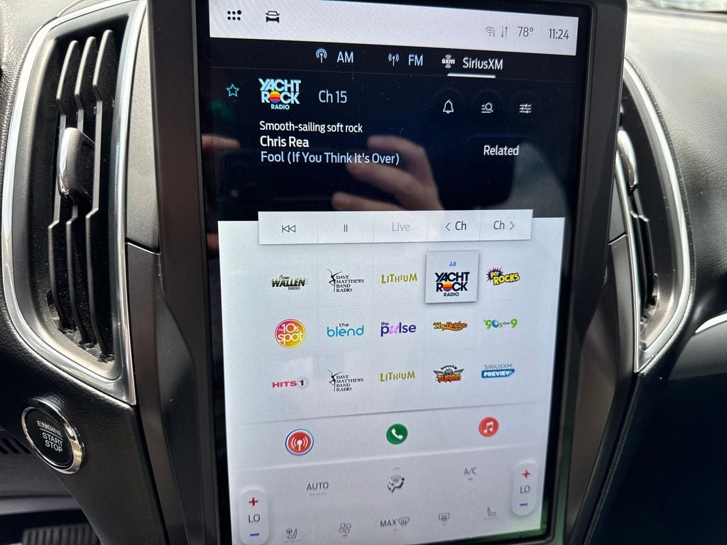 2021 Ford Edge Titanium