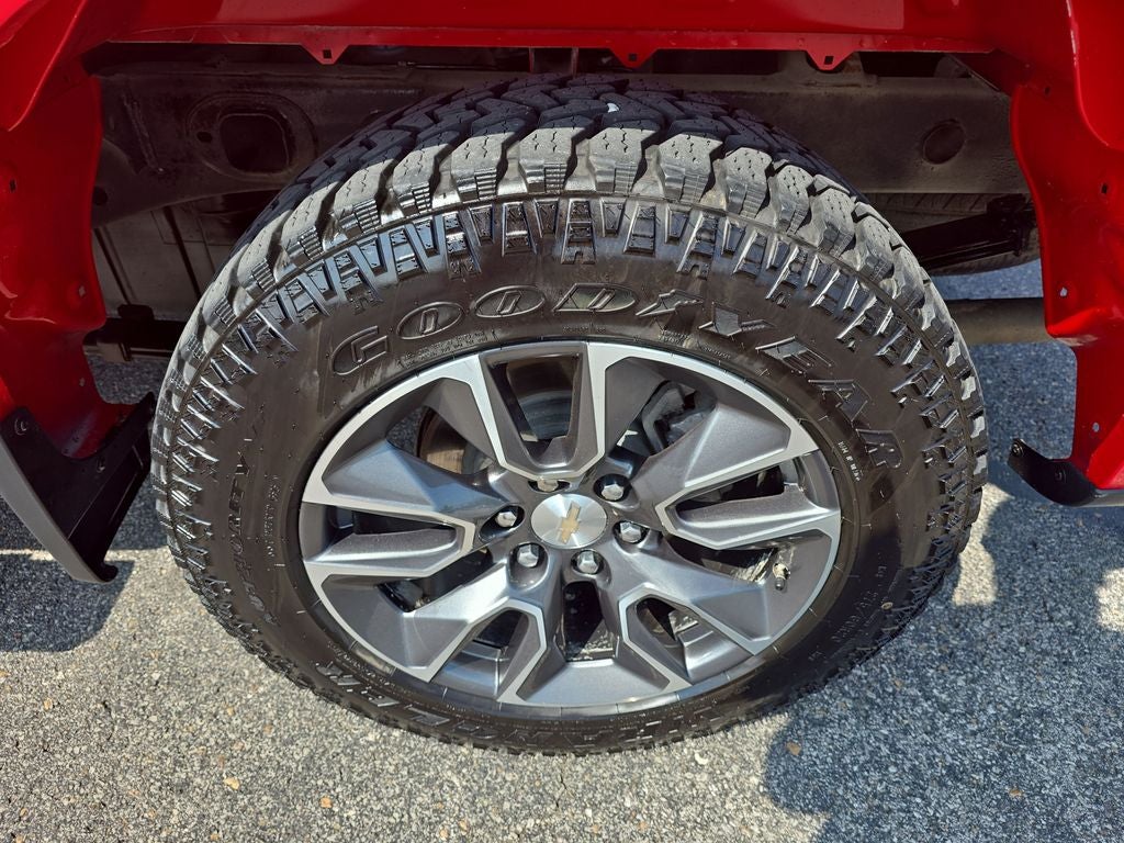 2024 Chevrolet Silverado 1500 LT LT1
