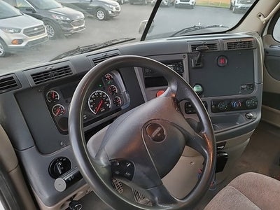2015 Freightliner Cascadia 113