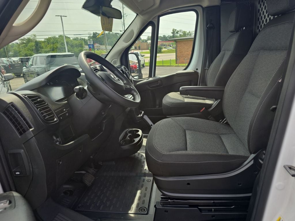 2025 RAM ProMaster 2500 Base