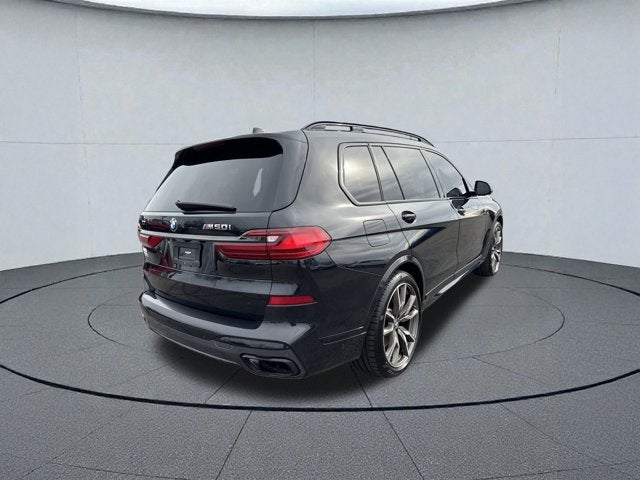 2022 BMW X7 M50i