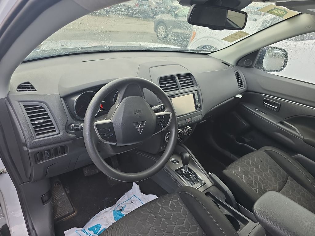 2024 Mitsubishi Outlander Sport 2.0 LE